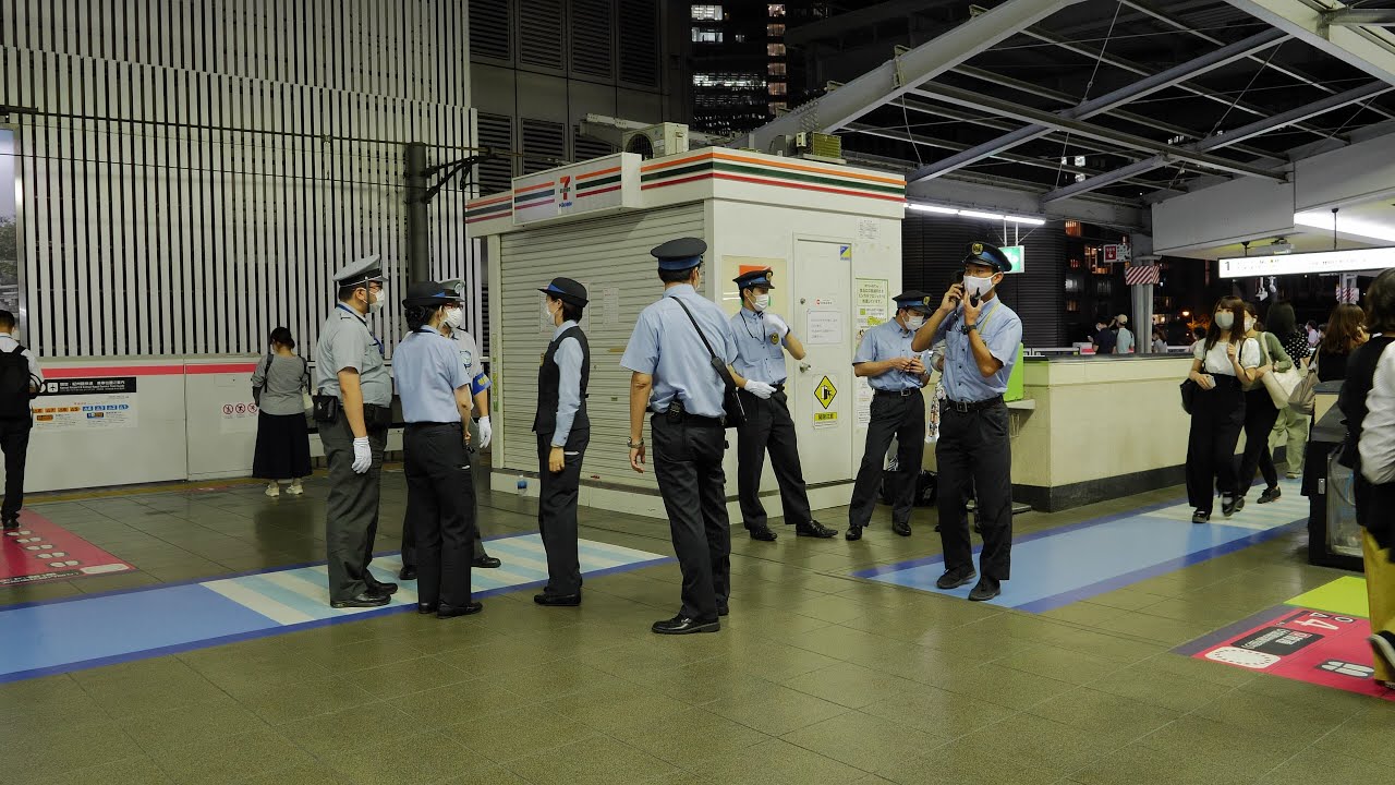JR大阪駅　大阪環状線外回りの電車で車内トラブルが発生したため、約5分遅延しました。2021/9/24（4K UHD 60fps）