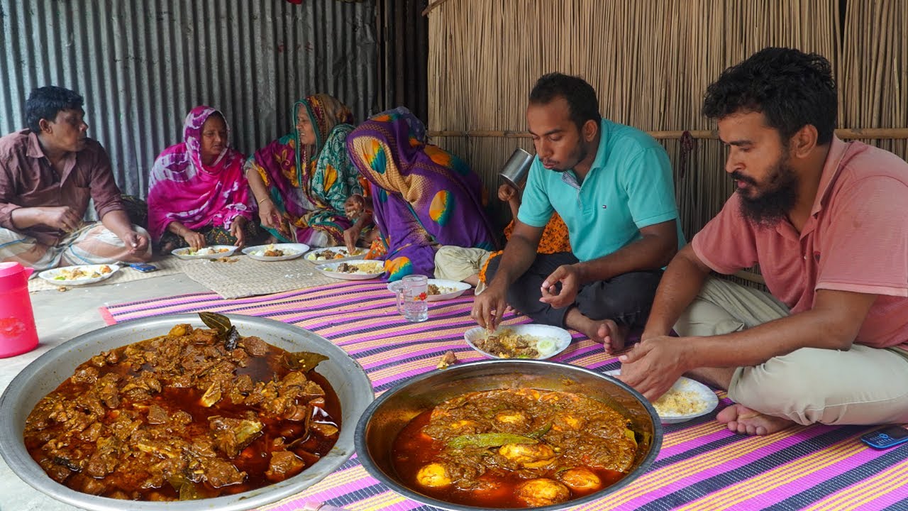 গরুর গোস্তের মেজবানি এবং ডিম ভুনা রান্না - Beef Mejbani & Eggs Cooking in Village