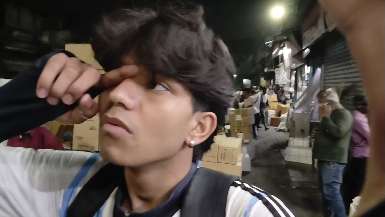 Another vlog in delhi, bhai aaj ka din kitna chota tha 😲#vlog 