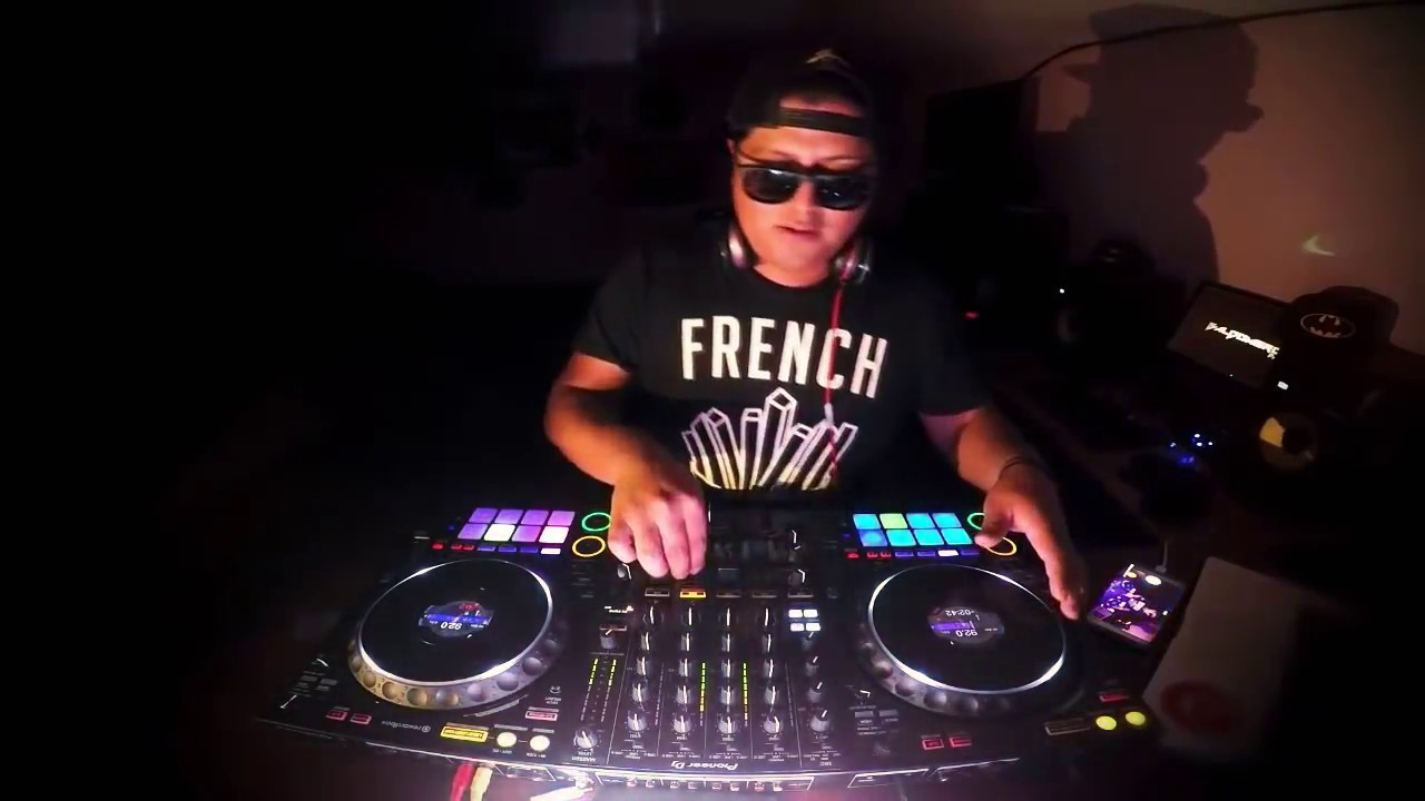 MIX CUMBIA DE LA BUENA VOL.1 - DJ BALDOMERO MIXER ZONE (Parte 1)