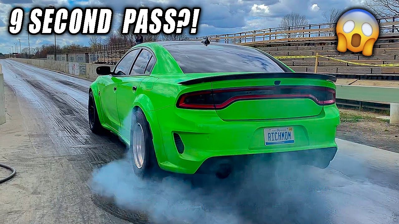 FIRST TIME DRAG RACING MY NEW CHARGER HELLCAT REDEYE!