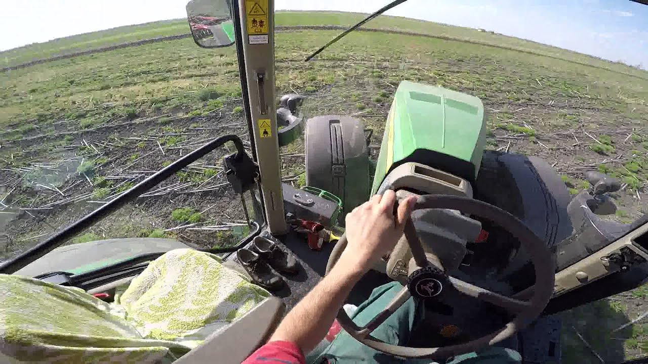 John Deere 8320R + Kühne 6,2 tárcsázás Auto trac