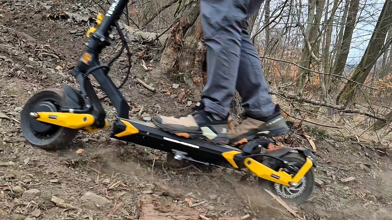 Lambo na małych kółeczkach. Hulajnogi elektryczne Techlife Q3, Q5 i Q7. Za dużo mocy?