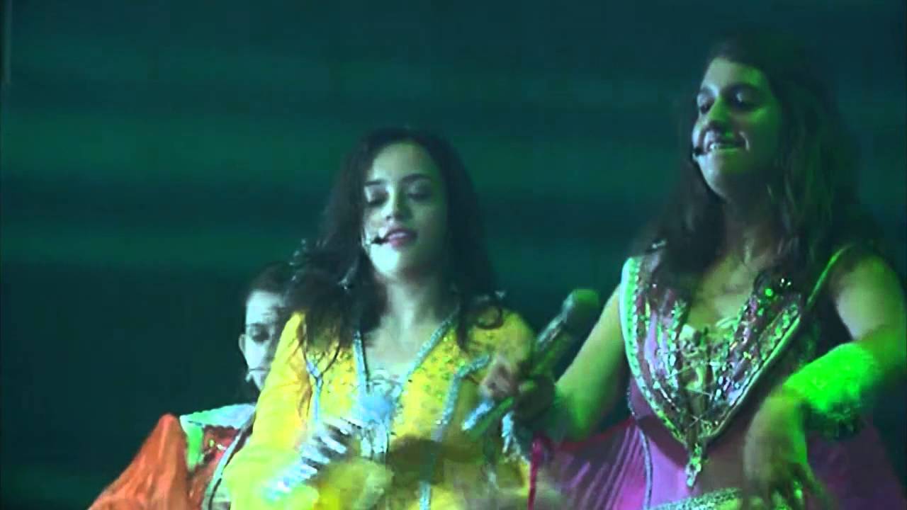 Dancing Queen / Waterloo - Mamma Mia! (2014)