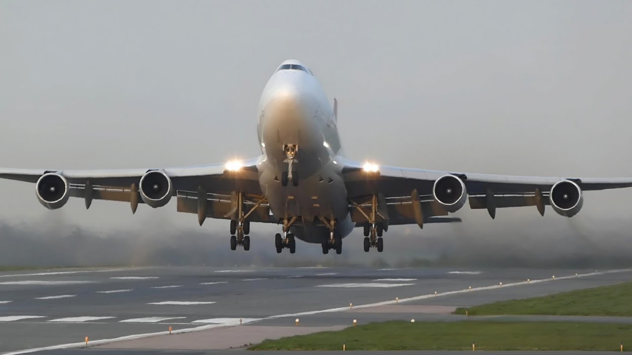 One Air 747 G-ONEE sunset departure to Hong Kong