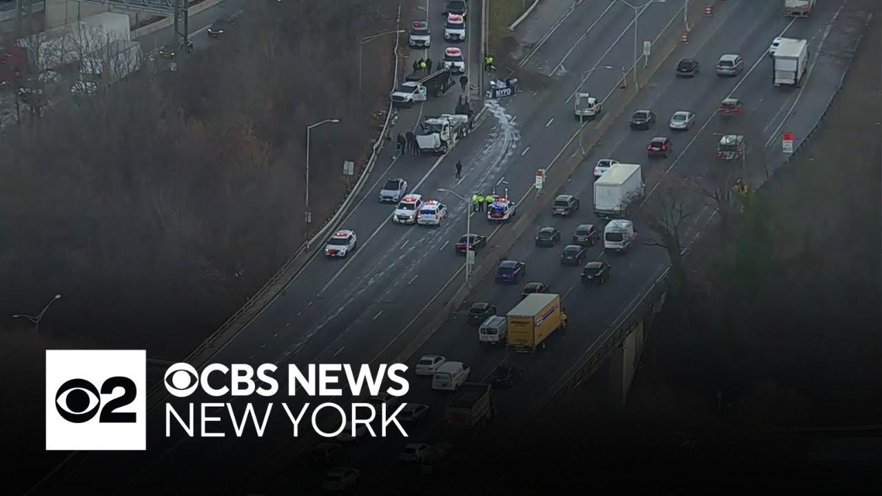 Deadly crash shuts down westbound lanes of Long Island Expressway