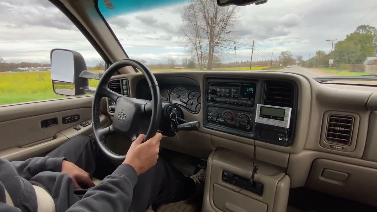 2002  Chevrolet Silverado 2500HD Duramax Driving