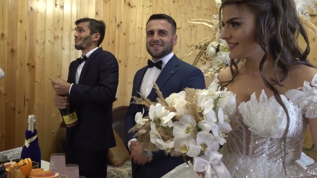 ეკასა და ვეფხოს ქორწილი 1 დღე