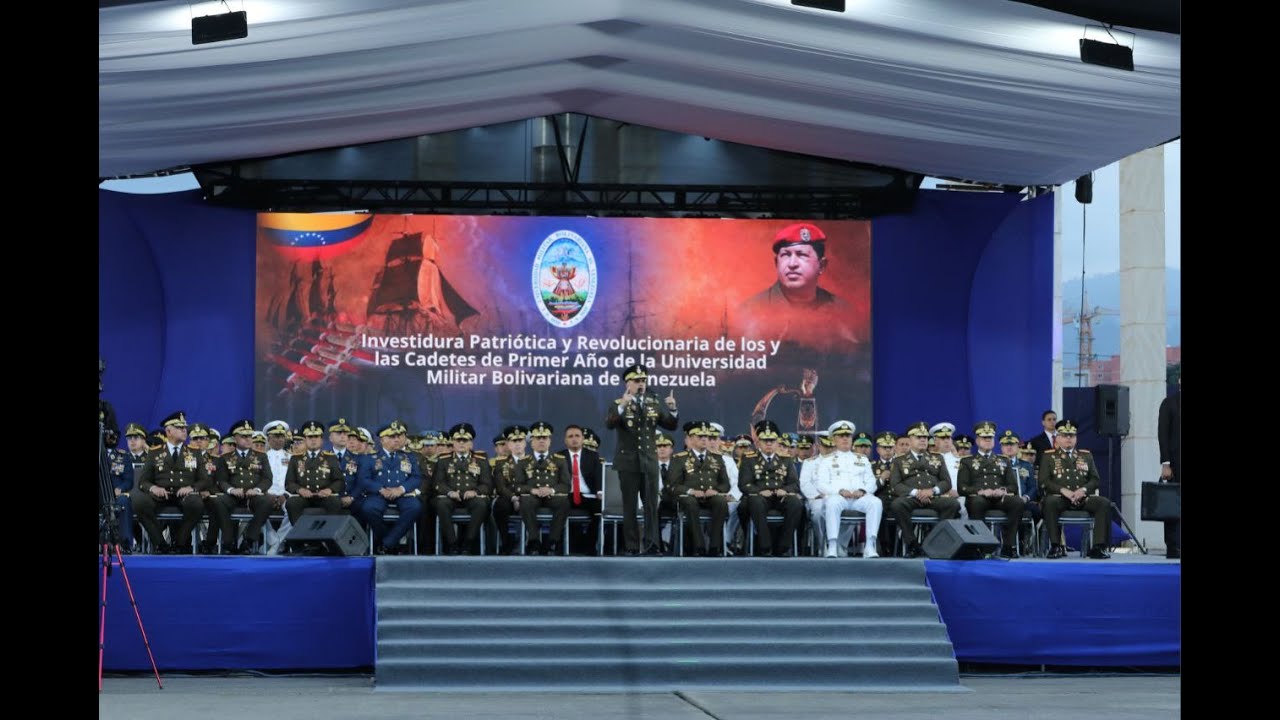 Investidura Patriótica y Revolucionaria de los y las Cadetes de Primer Año de la UMBV.
