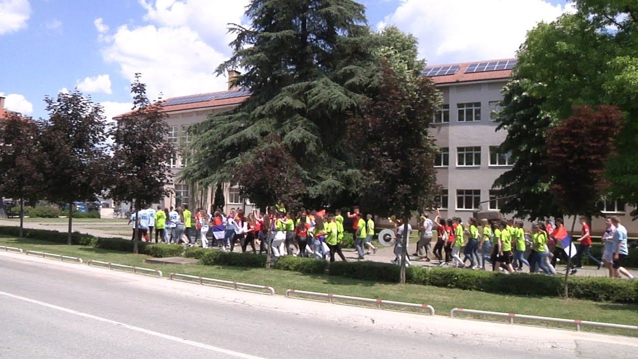 Maturanti u Bogatiću proslavili kraj osmogodišnjeg školovanja