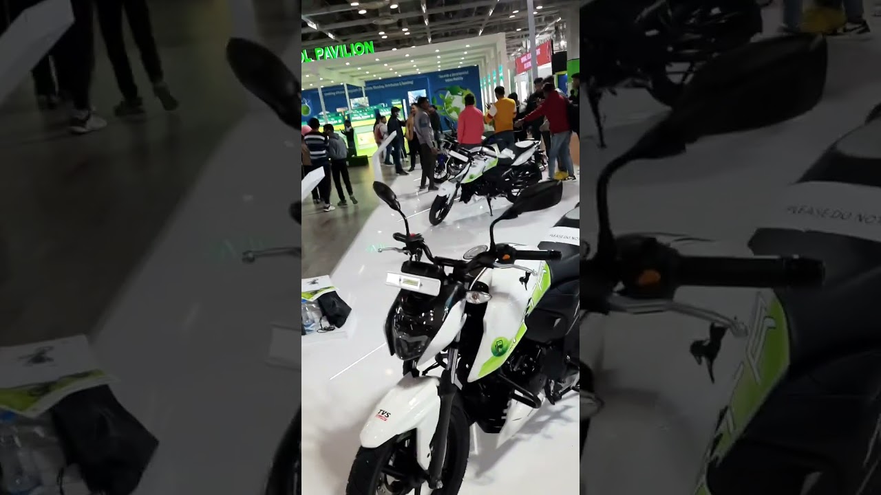Auto Expo 2023 / TVS Apache RTR 160 Ethanol Bike / Flex Fuel