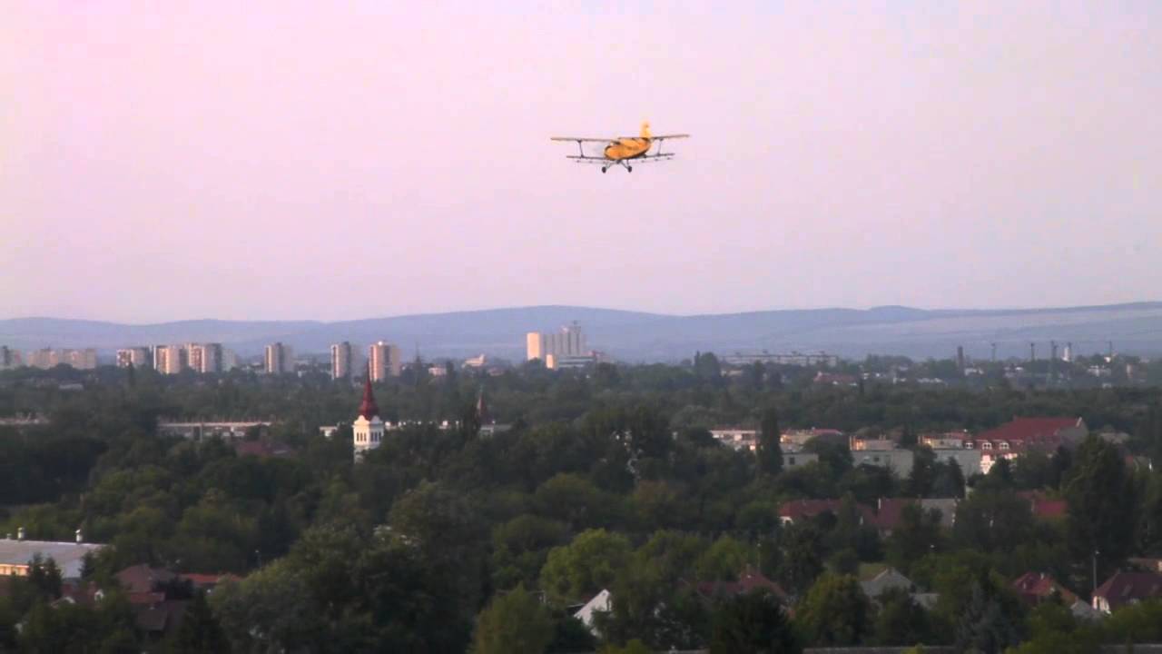 AN-2 (HA-MDH) szúnyoggyérítés Miskolc 2014