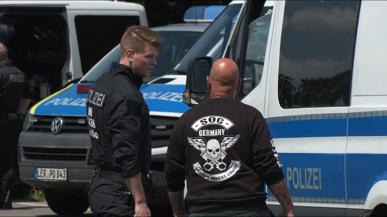 ÜBER 1000 ROCKER VOM 