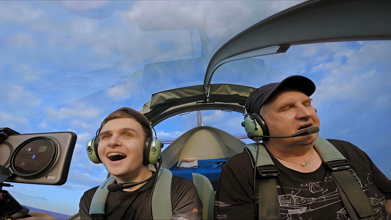 Aerobatic rock-'n'-roll on the Eurostar EV97 non-aerobatic aircraft