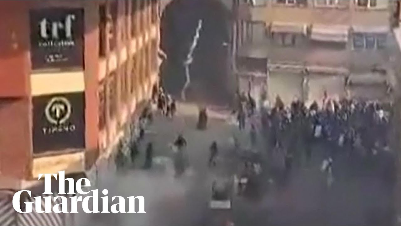Clashes in Tehran's Grand Bazaar as protests continue