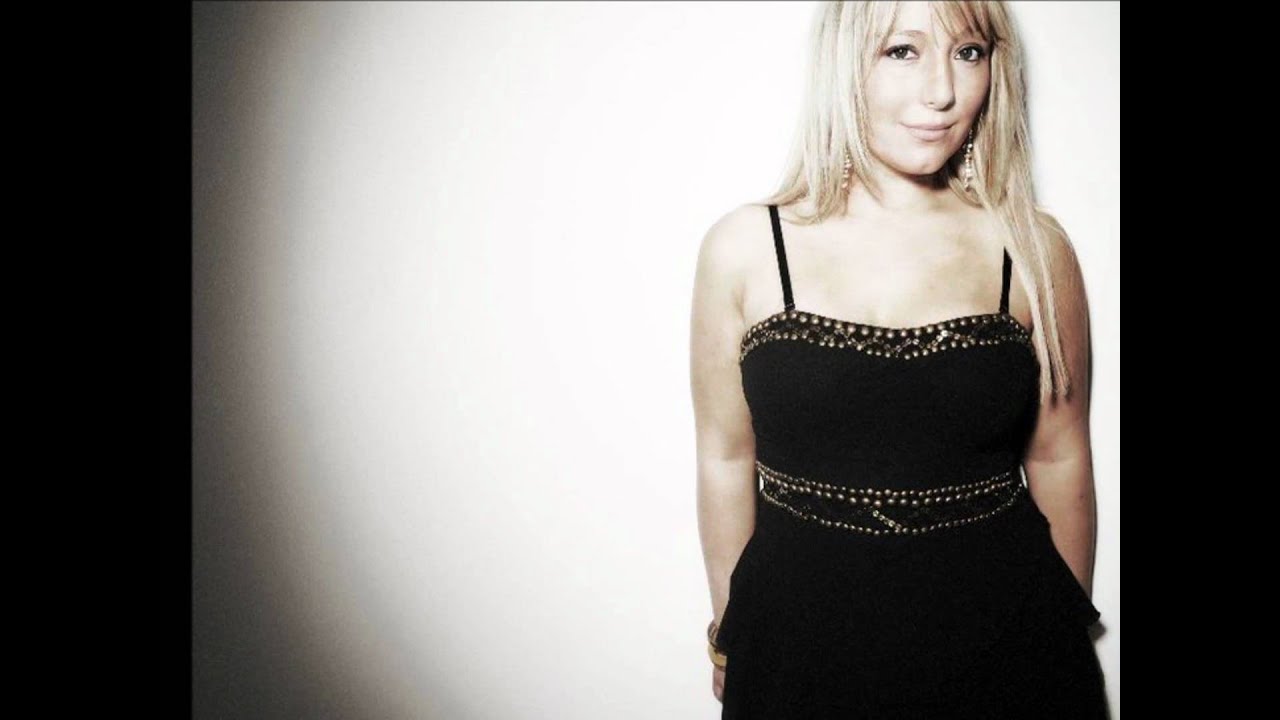 Lauren Waterworth - Amazing Grace