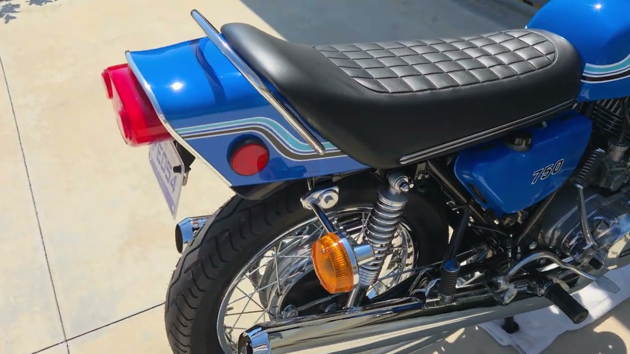 Kawasaki H2 Mach IV 750...1972 restored