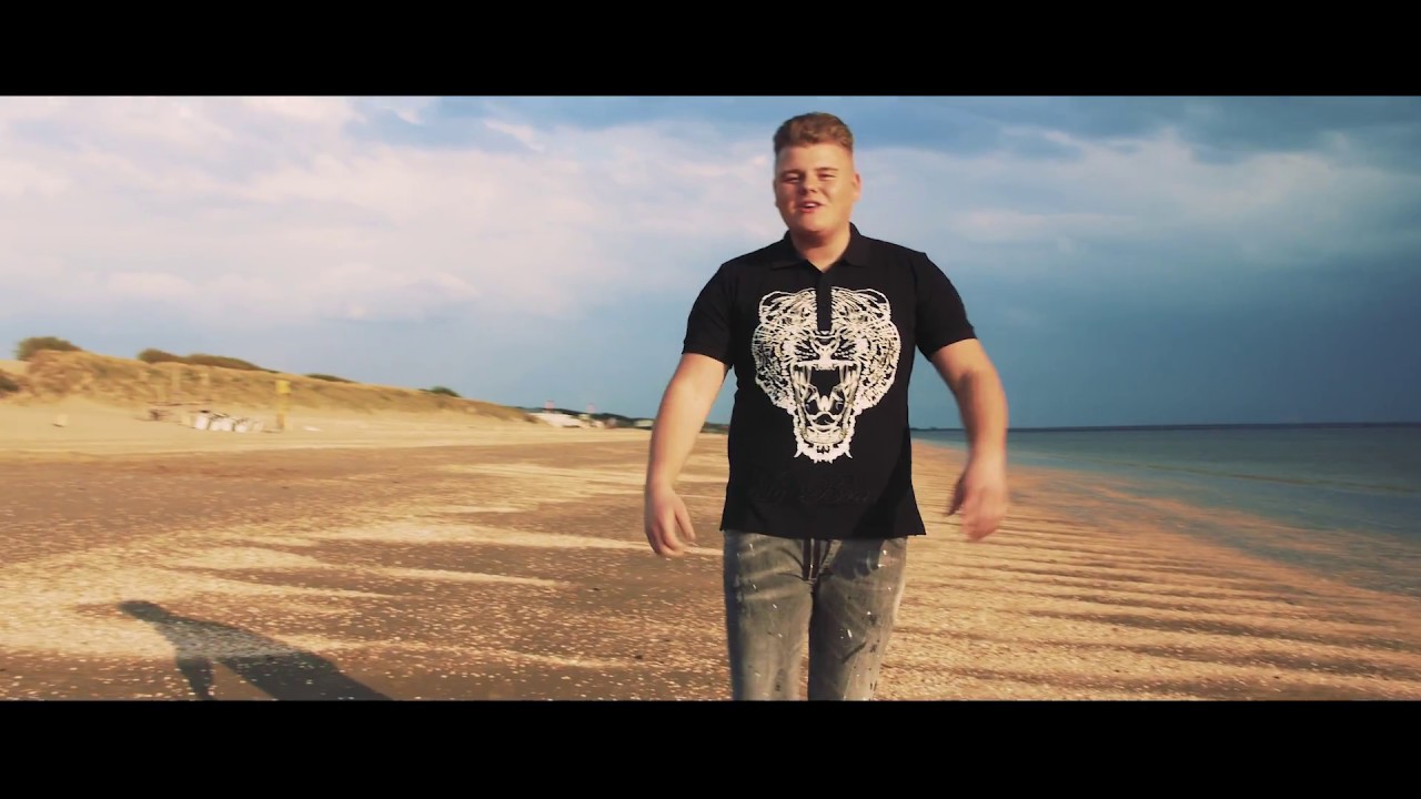 Bob Offenberg - Kus Me (Offici&euml;le Videoclip)
