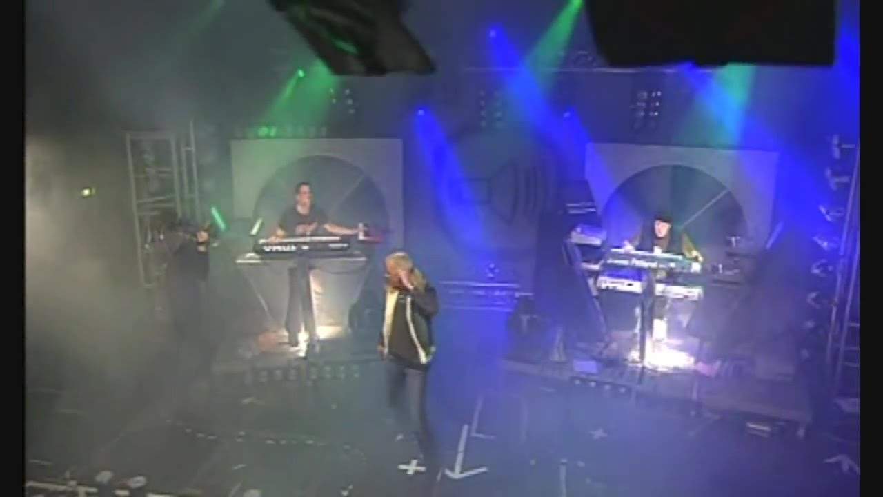 Scooter - We Bring The Noise Live in Köln 2002 [02/20]