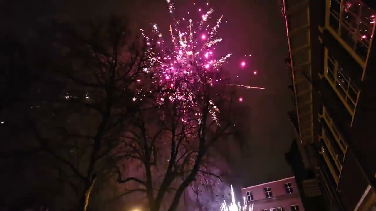 1.2'' The Showdown - Magnum Vuurwerk