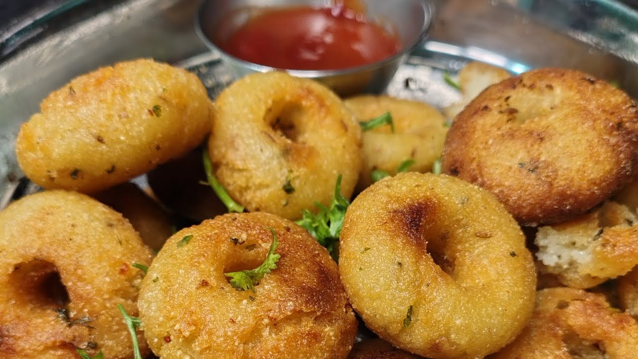 Suji or Aloo se banaye testi nasta||lagta hai banate banate hi khatam ho jayega||