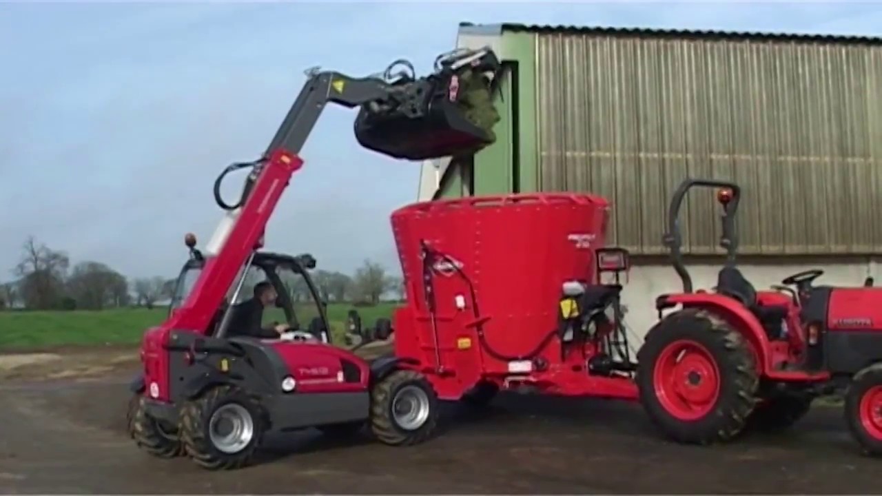 KUHN PROFILE 1 DS - TMR Mixers (In action)