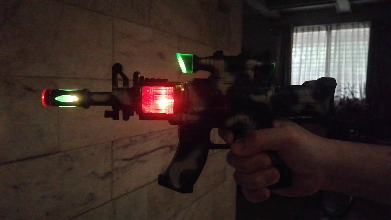 Camouflage Toy Gun with Flashing Lights and Sound Battery Operated