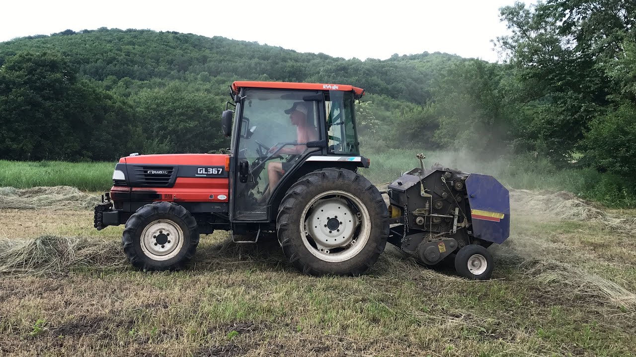 Тестуємо в полі рулонний прес-підбирач ПРП 80/70. Зійшло сім потів але бойове хрещення  пройшли!