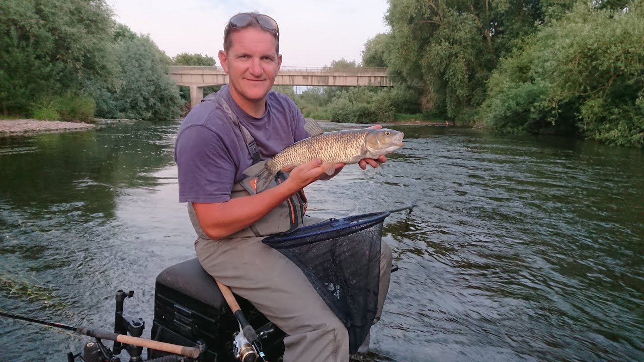 Angling Escapades Vlog #11 Summer Chubbing