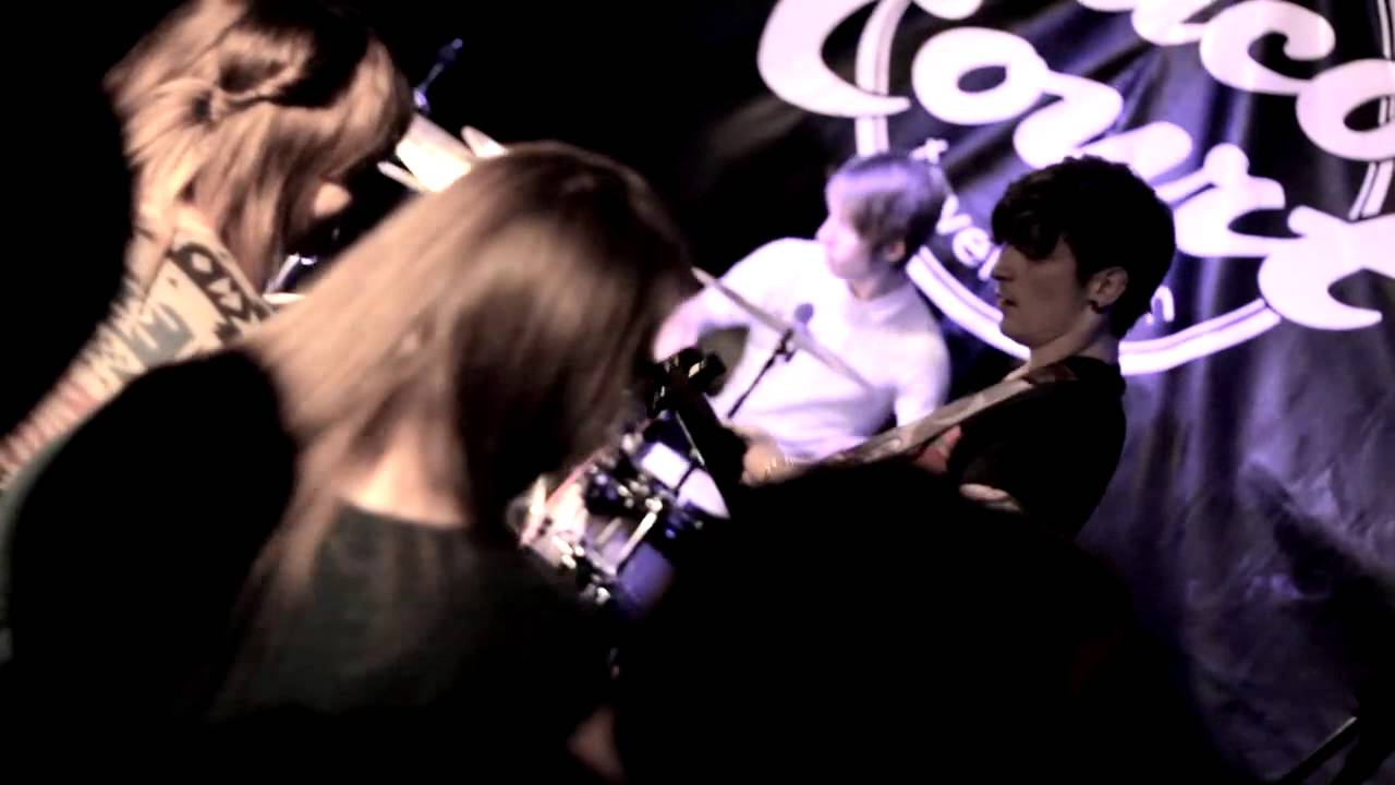 Go-Zilla - Camden Queen (Promo Live Performance Video)