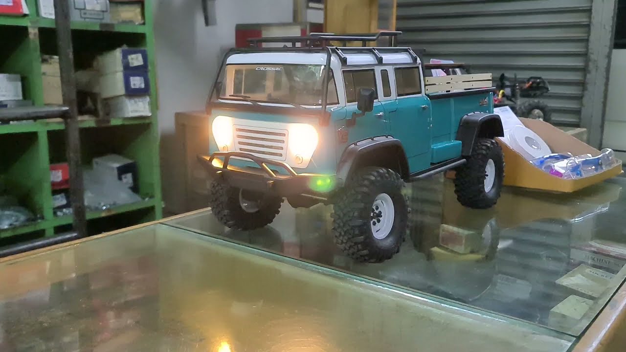 Cross RC Firstrun 4x4 truck EMO JT4