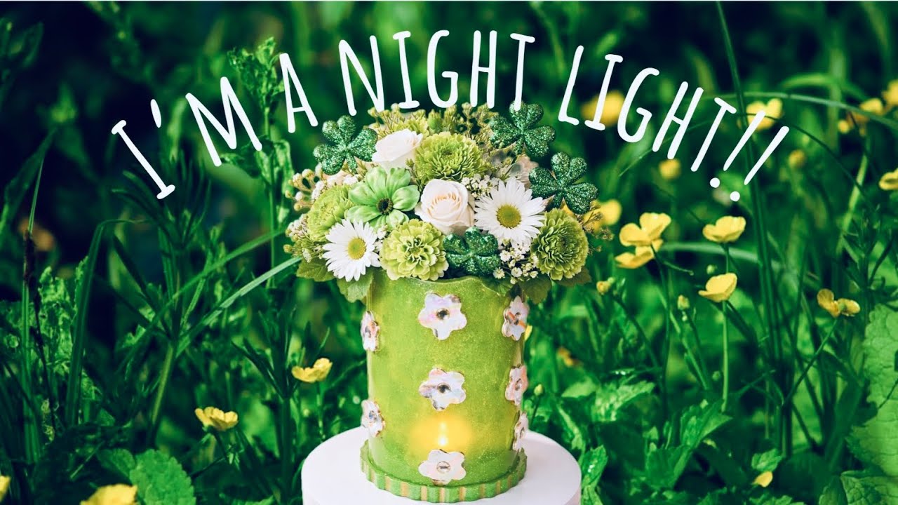 #644 RESIN NIGHTLIGHT/VASE!! MADE WITH A TRAY AND COASTER MOLD!!