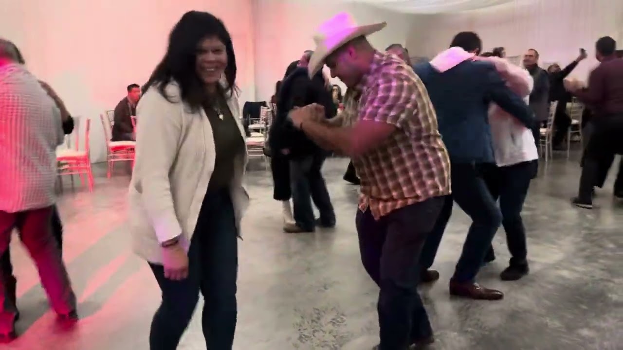 Caminos de Michoacan y gabino Barrera ch terreno norteño