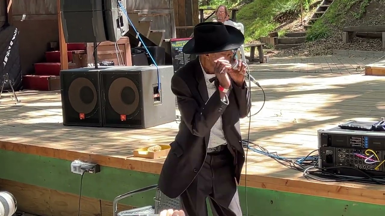Tail Dragger  - Baby Please Don’t Go  - Topanga Blues Festival 5/7/2022