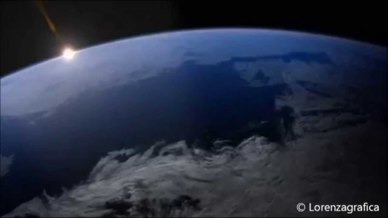Giornata mondiale della terra | Earth Day | April, 22 - Lorenza Vellucci - Lorenzagrafica