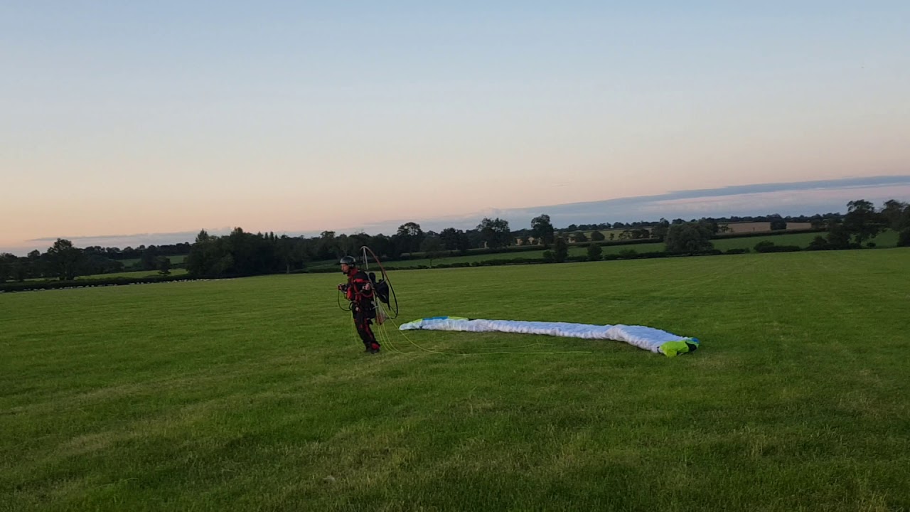 dudek hadron 3 20 metre 63 year old flying it!