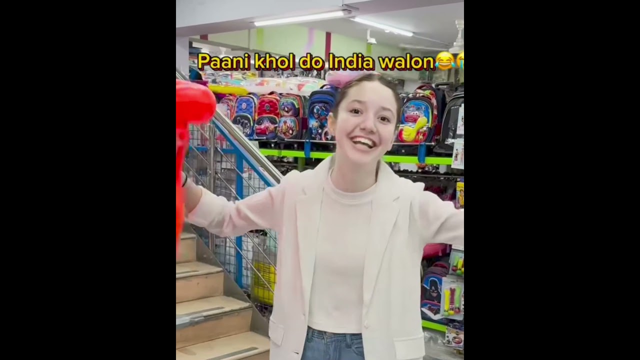 India Walo Pani Khol Do || Sana Yousuf Officail