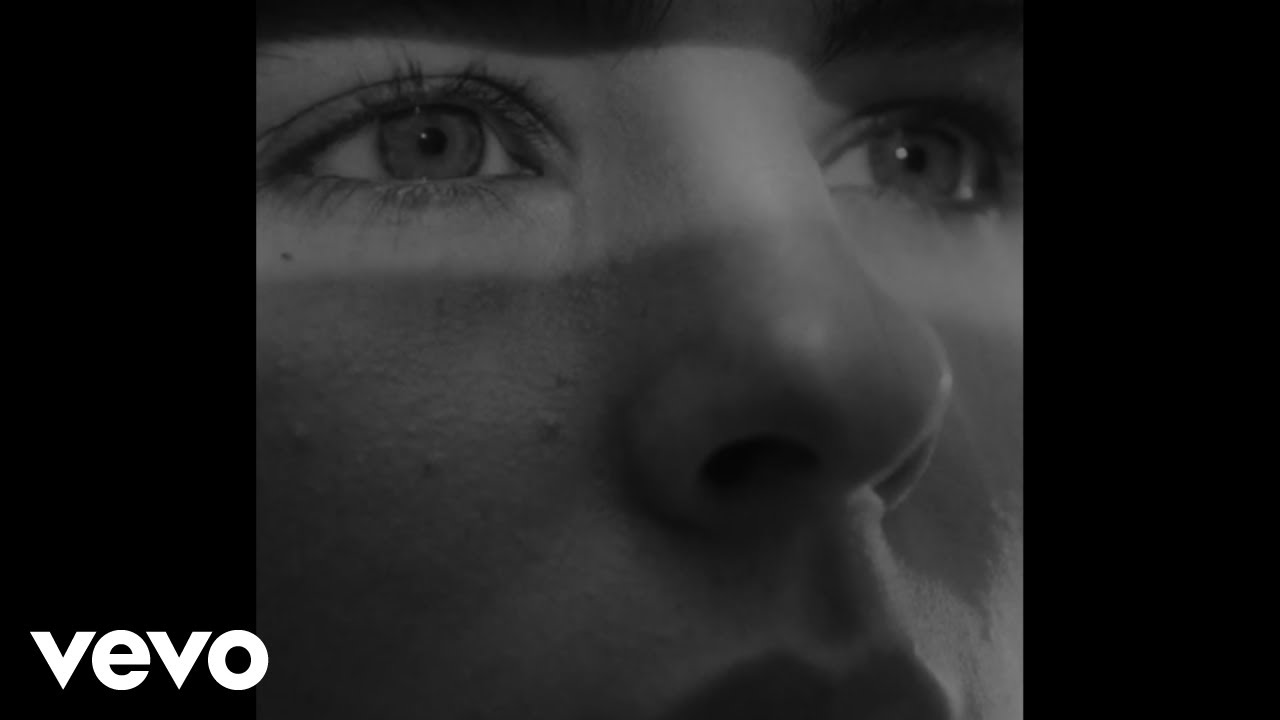 NICOL - Intro (Lyric Video) ft. lowlow