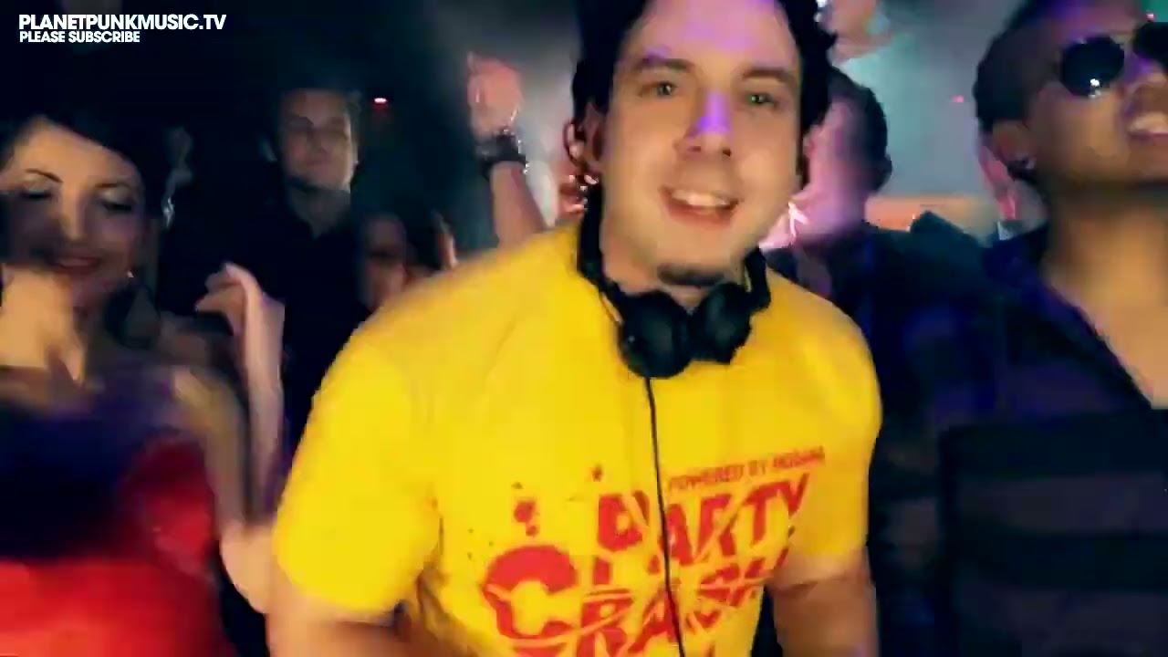 Modana & Carlprit - Party Crash (Official Video)