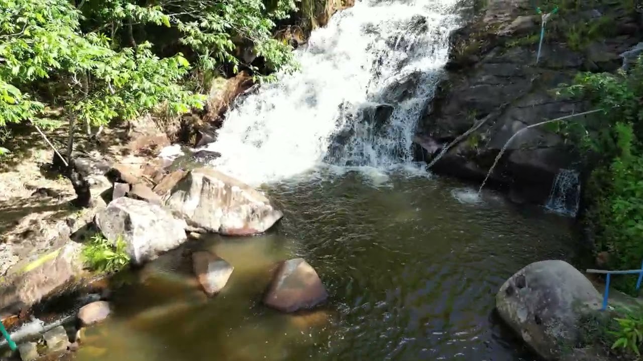 Cachoeira encontro das aguas