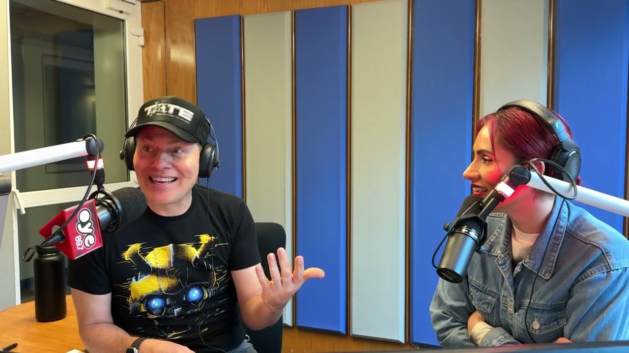 Tania entrevistó a nuestro Idzi y aquí nos contó mucha de su historia personal y de doblaje!