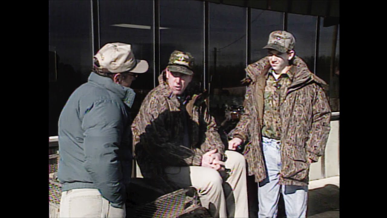 Mississippi Outdoors - Archie & Eli Manning Duck Hunt (1995)