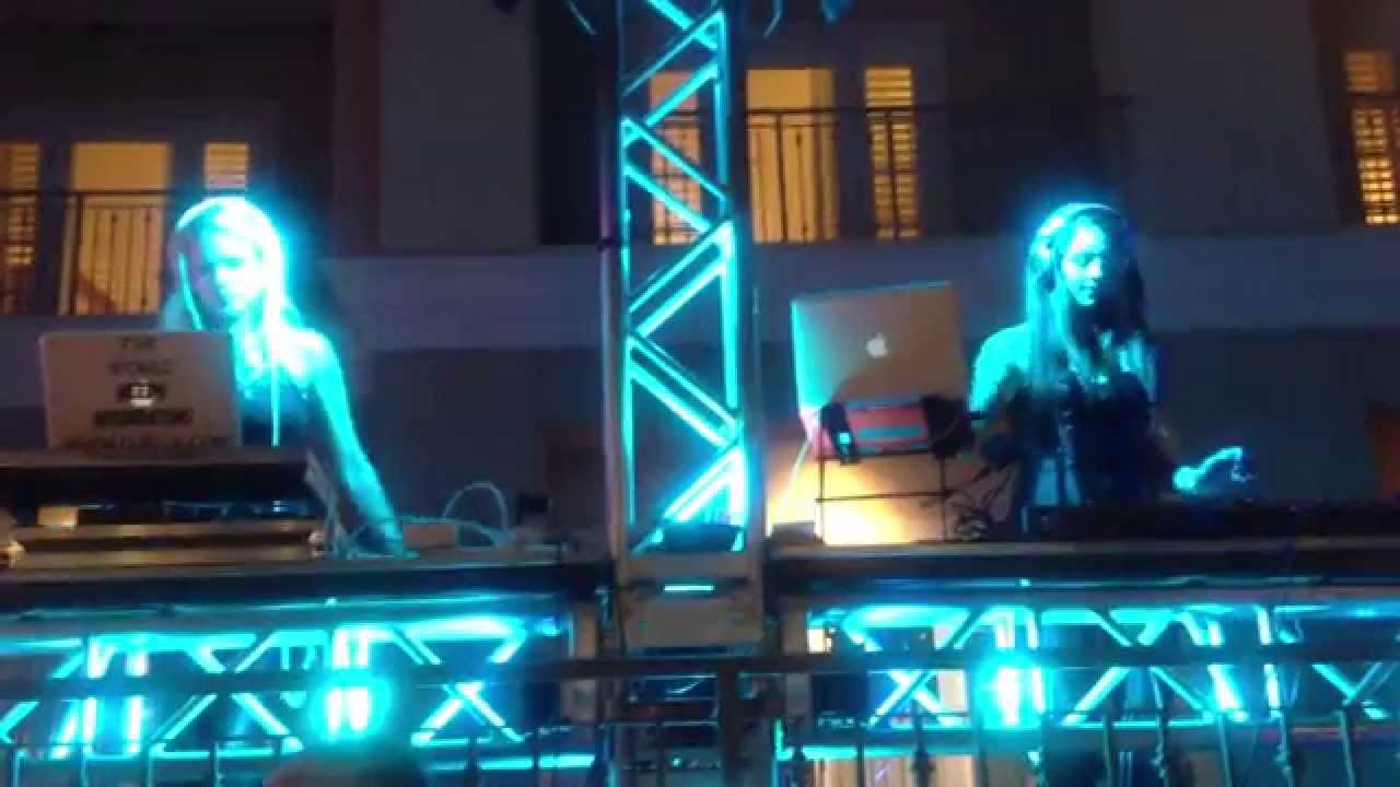 Female DJs - Female DJ Duo - Natalia Dance & Ella