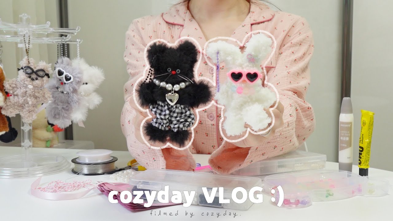ENG) 10분만에 뚝딱! 귀여운 모루인형 키링 만들기🐰가드링 맞췄어요💍역대급 맛있는 양배추 레시피 발견, 꿀템사서 강아지 목욕시키는 예비부부 vlog