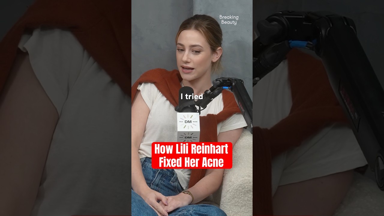 Лили Рейнхарт делится своим опытом борьбы с акне #шорты #уходзакожей #знаменитость