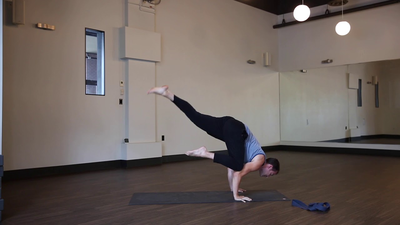 Eka Pada Bakasana Tutorial - How to do One Leg Crow Pose