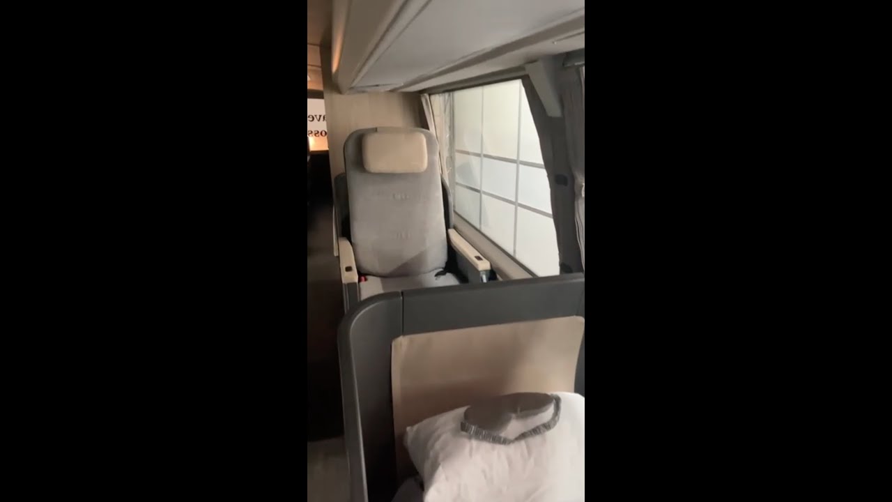 Twiliner, l'autobus che diventa letto per i lunghi viaggi!