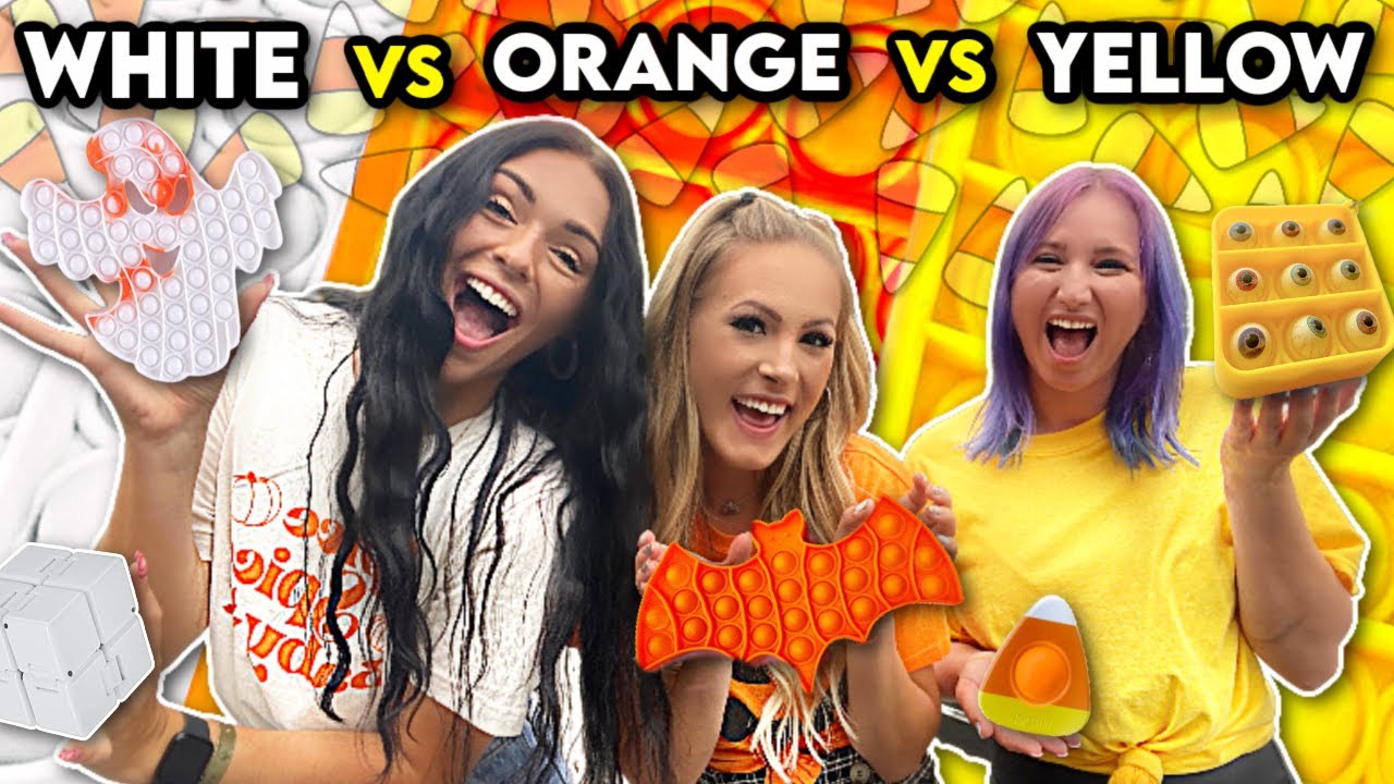 ORANGE vs YELLOW vs WHITE Fidget Shopping with Purplestars02 & Sierra!🎃🧡🌻💛👻🤍