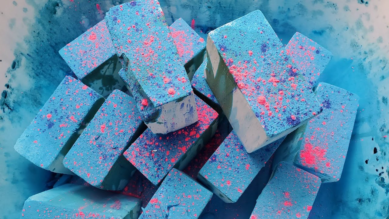 Z ATHLETIC + BLUE DYE & BLUE HOLI- GYM CHALK CRUMBLE-ASMR