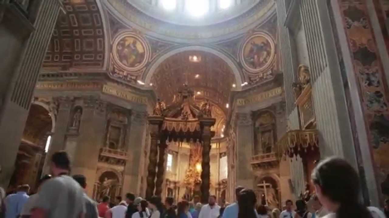 Here's What It Looks Like To Walk Through The Vatican In the Morning | Walks of Italy